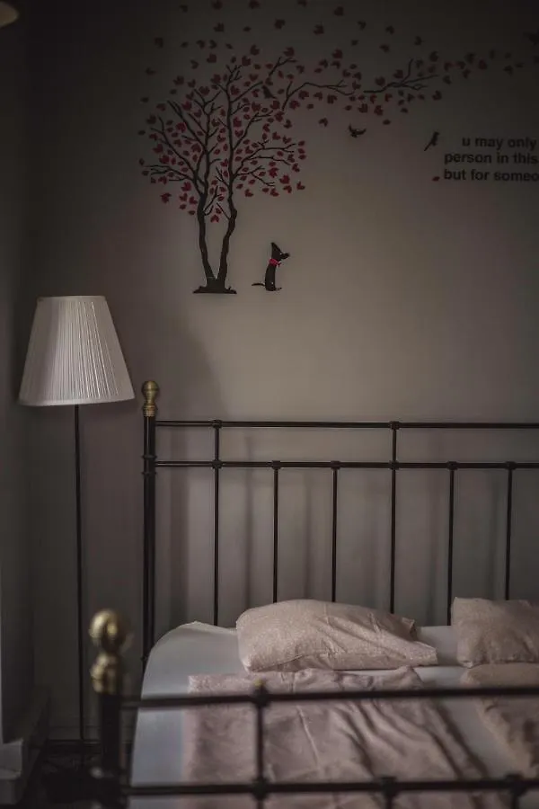 4 Couples & 4 Friends Hostel Cracovie Couette-café