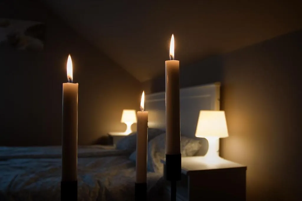 4 Couples & 4 Friends Hostel Cracovie Couette-café